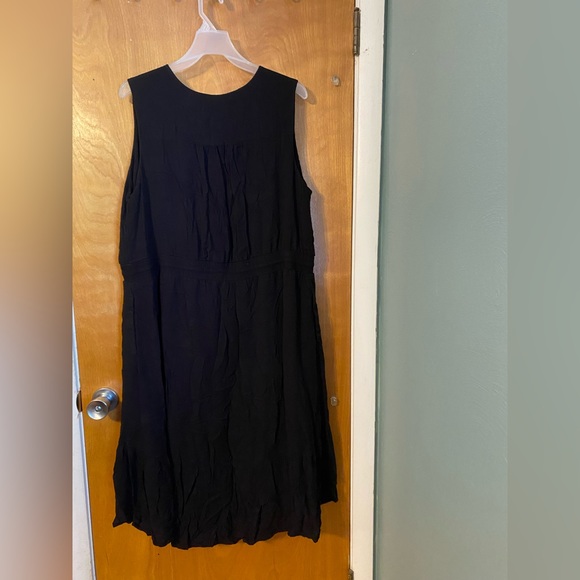 Black casual dress - Picture 2 of 8